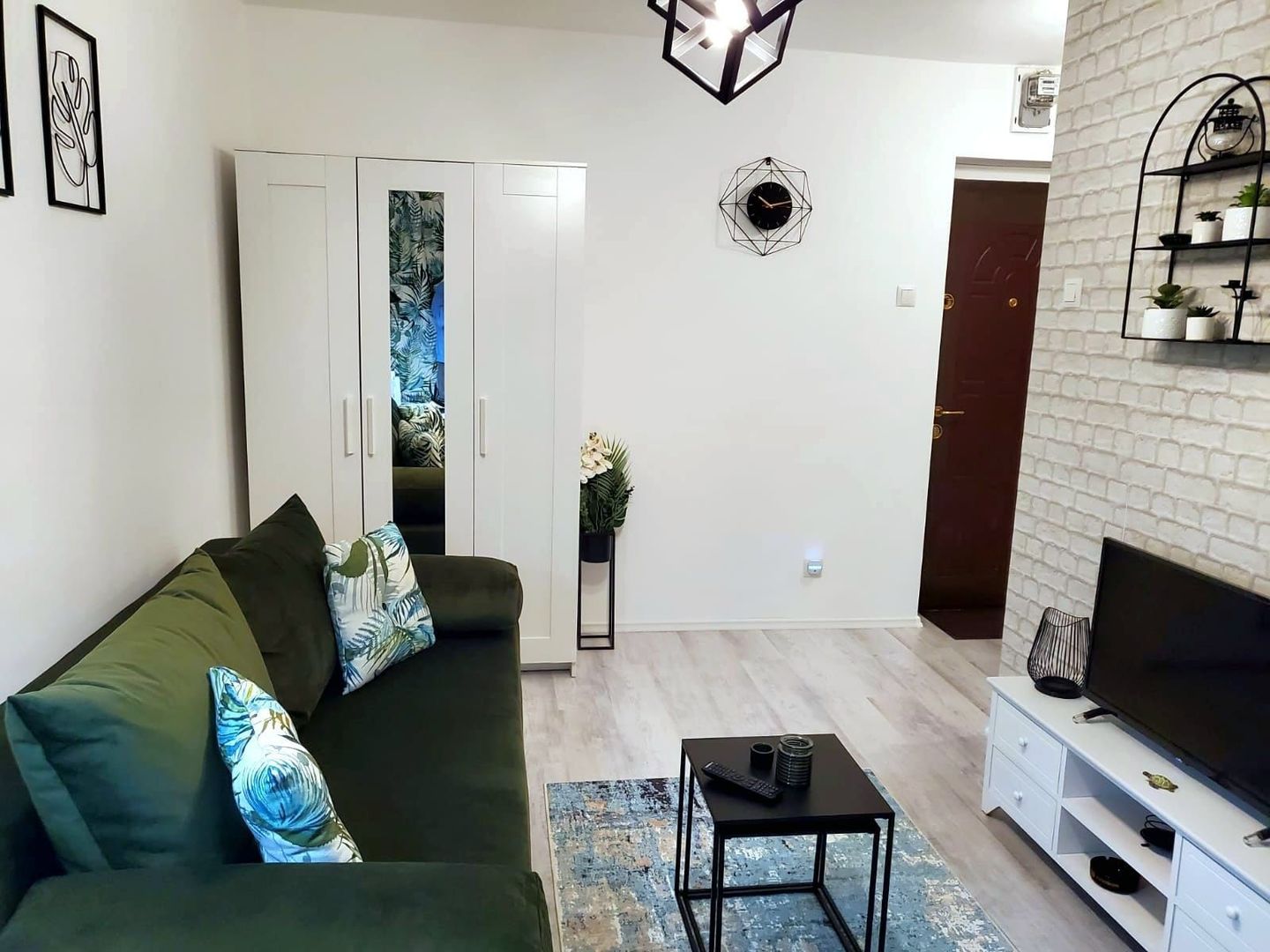 GARSONIERA COCHETA, ROND ALBA IULIA - Poză 3