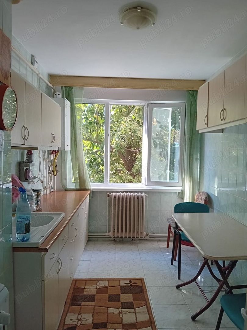 Apartament 3 camere, Micro16, Complex Siret - Poză 2