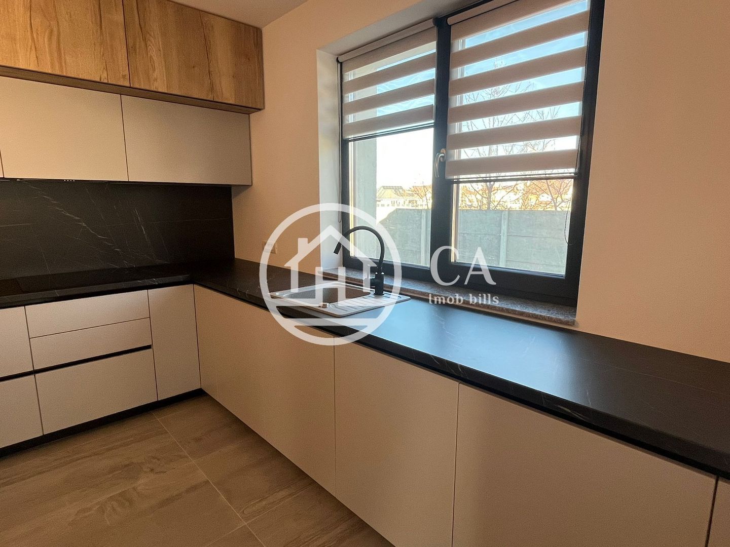 Casă cu 6 camere de închiriat în Cartierul Grigorescu, Oradea - Poză 4