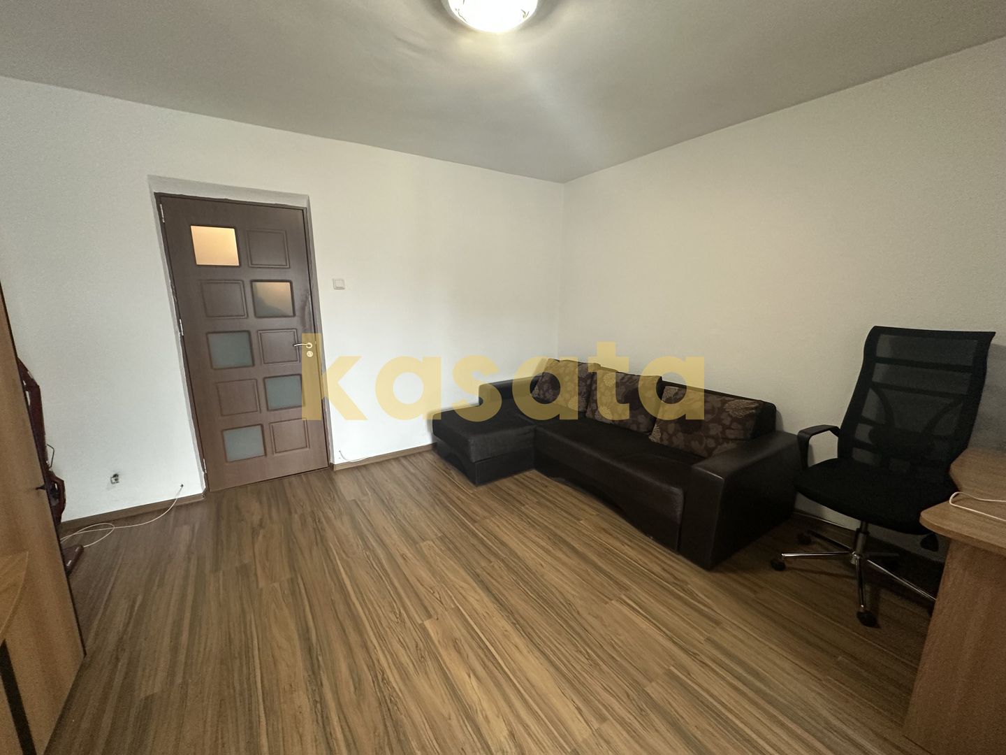 Garsonieră Drumul | Metrou Favorit | Acces Stradal - Poză 2