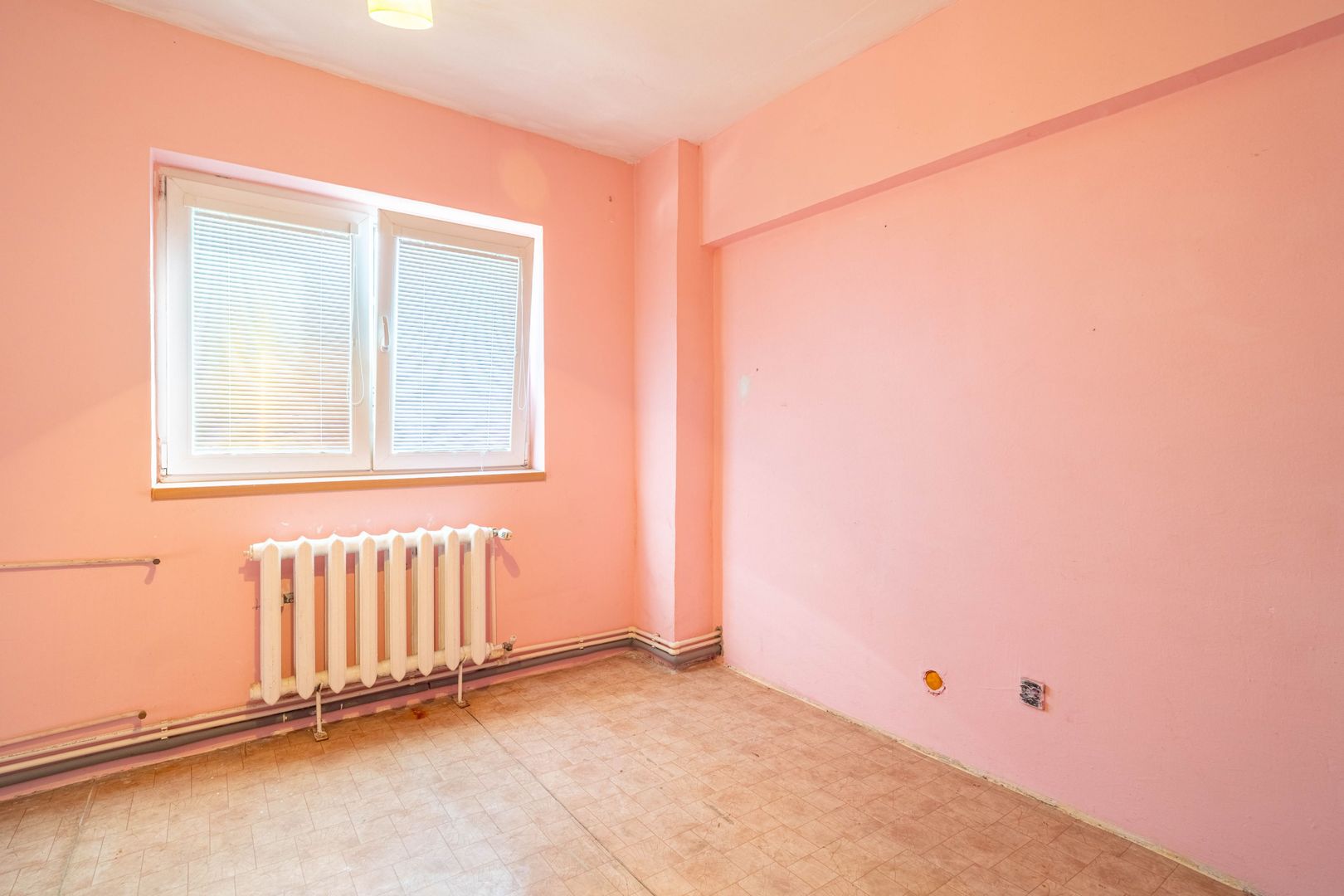 Apartament 4 camere - 105 mp - Micalaca - etaj intermediar- COMISION 0 - Poză 3