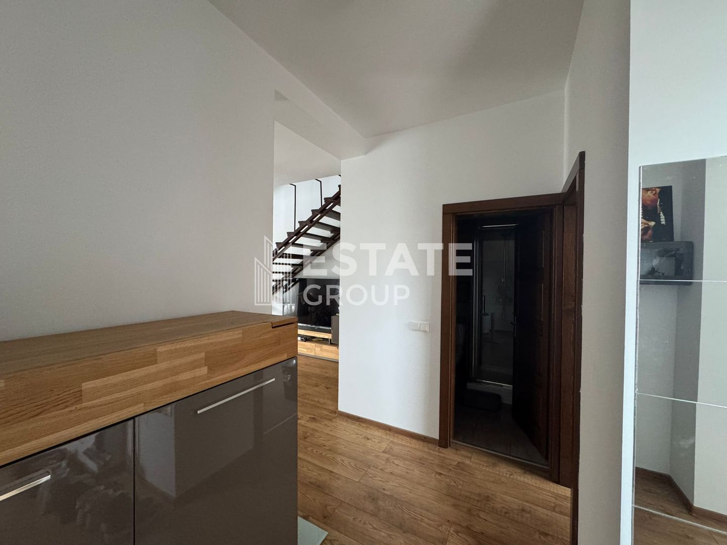 Casa insiruita cu 3 camere in Dumbravita - Poză 4