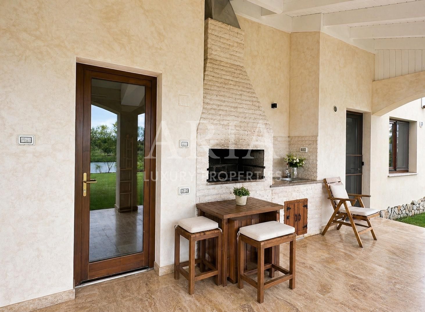 SNAGOV VILA | 36m DESCHIDERE LA LAC | PONTON 250mp | JACUZZI | SPA | BOWLING - Poză 22
