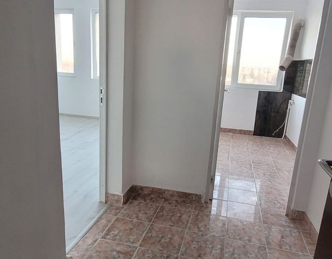 De vanzare Apartament 2 camere Apusului - Poză 4