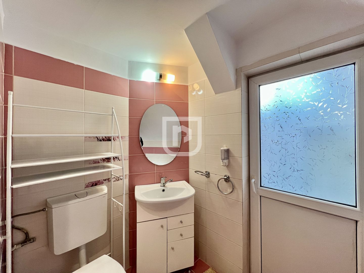 Apartament ULTRACENTRAL de vânzare | Gura Humorului - Poză 12