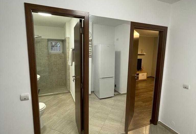 Garsoniera Soseaua Oltenitei | Piata Sudului metrou - Poză 5