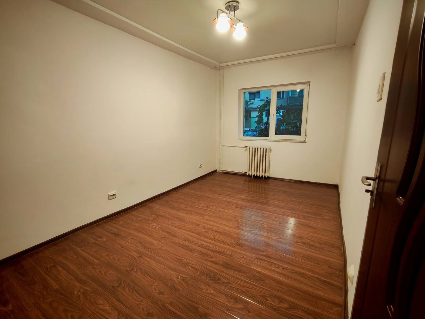 Soarelui | 2 Camere | Balcon Parter Înalt | Centrala proprie | Semidecomandat - Poză 4
