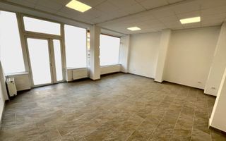 Spațiu Comercial, Trafic Pietonal, Complet Renovat - Poză 2