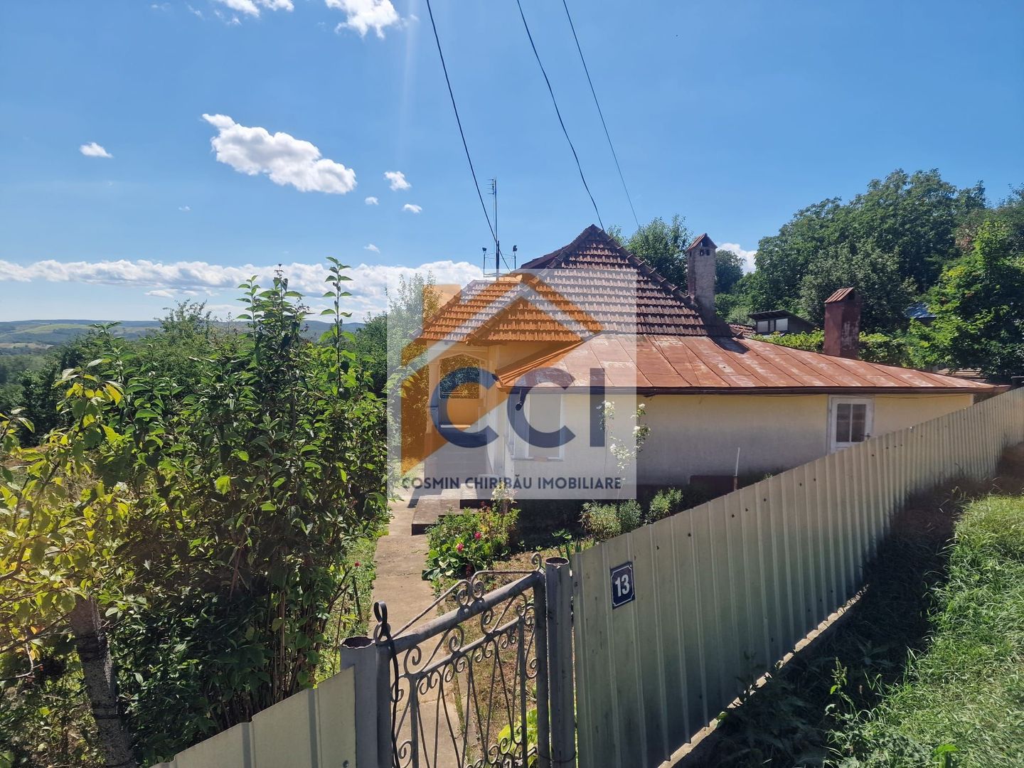 Casa in mediu rural cu teren - Poză 6