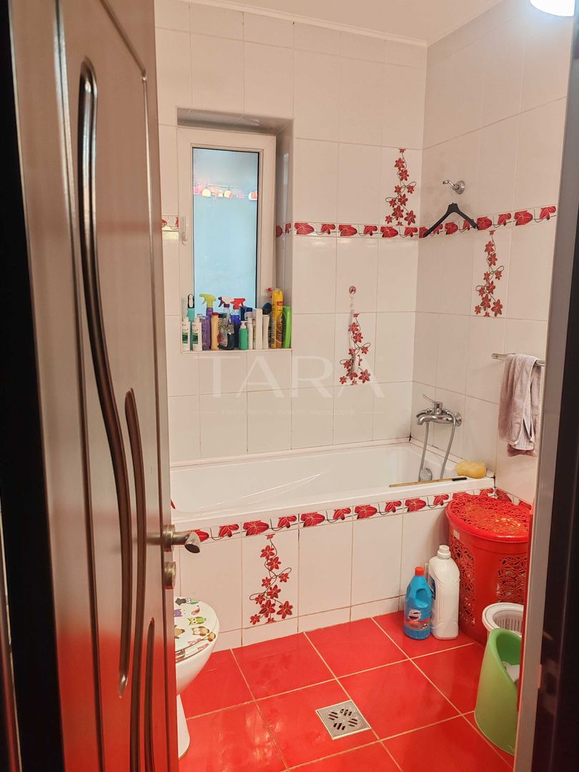 Apartament 2 camere decomandat in zona Primariei - Poză 4