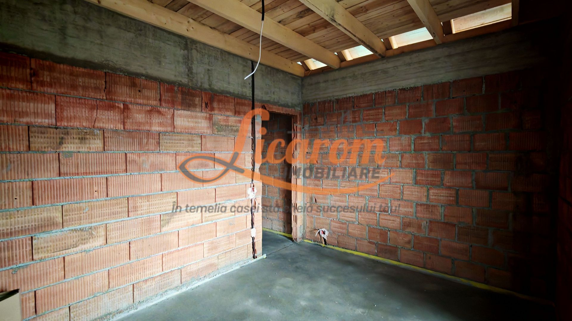 Casa la cheie in CRISTIAN pe Parter, zona de vile,250.000 euro - Poză 26