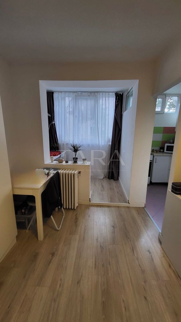 Garsonieră renovată, mobilată și utilată, cu parcare, zona semicentral - Poză 5