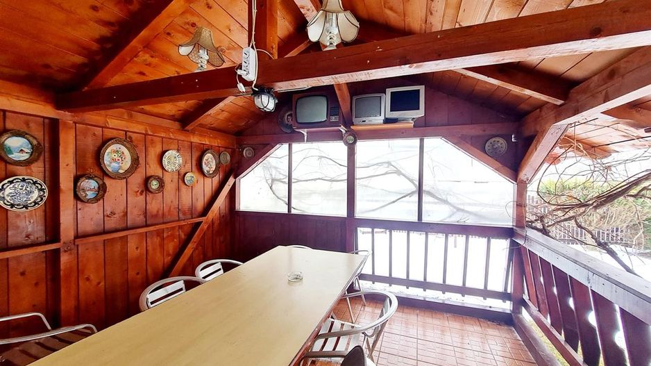 Pensiune in decor fermecator, loc de istorie si legenda, Moieciu de Jos, Bran - Poză 9