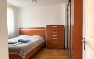 De închiriat – Garsonieră dublă | 350 €/lună | Central - Poză 1