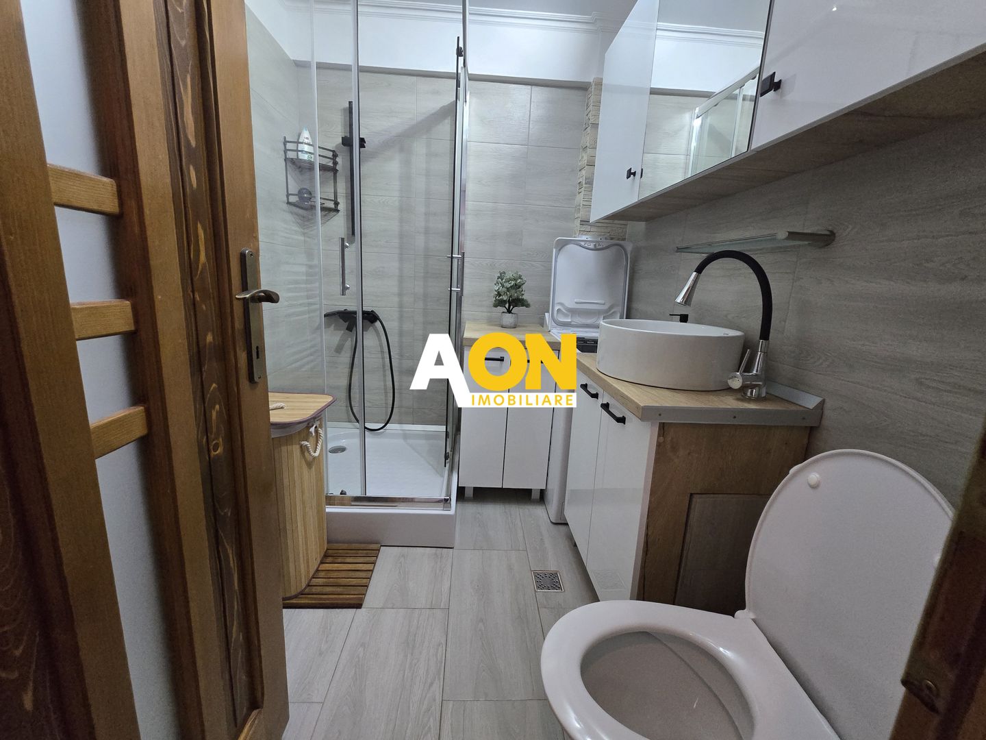 Apartament 2 Camere Decomandat Cetate, Complet Renovat si Mobilat - Poză 10