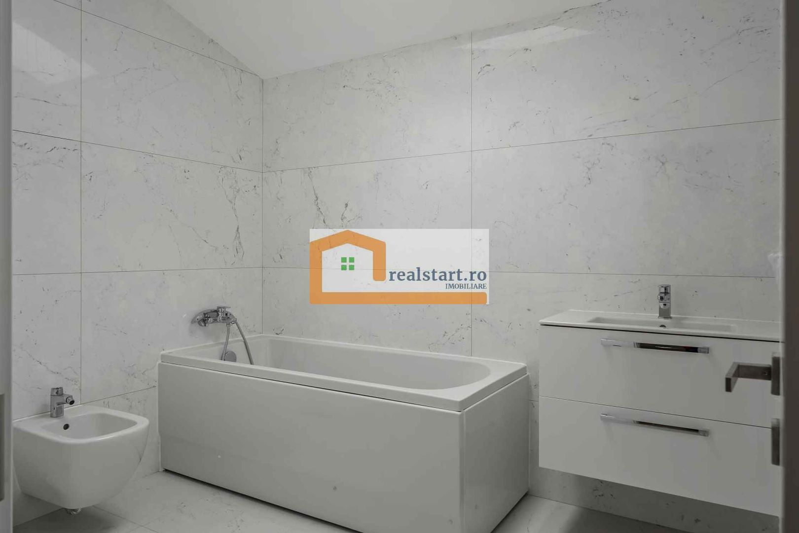 TURDA, vila individuala, curte 300mp, ideal rezidenta, birouri, afterschool - Poză 15