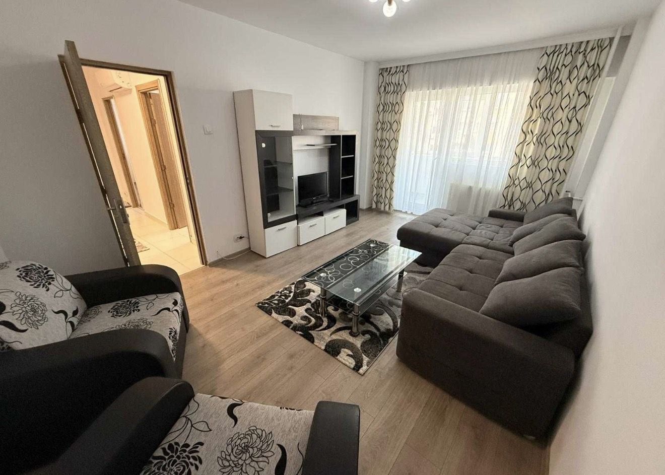 AP. 2 CAMERE - MOSILOR, BUCATARIE INCHISA, BLOC REABILITAT, MODERN - Poză 1
