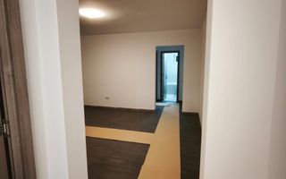 Apartament de vanzare - 3 camere - Tomis Nord - Poză 3