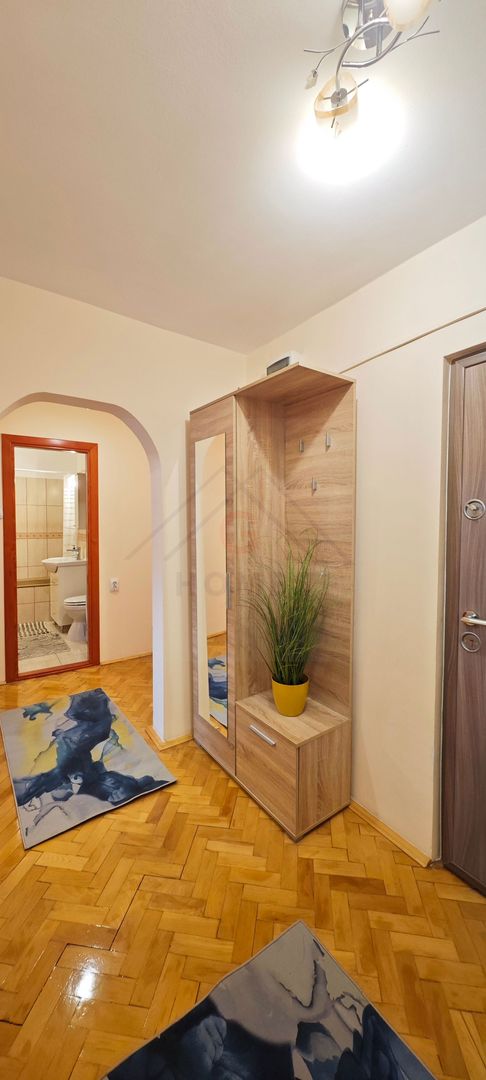 Apartament mare, decomandat, bucatarie separata. PET FRIENDLY. - Poză 15