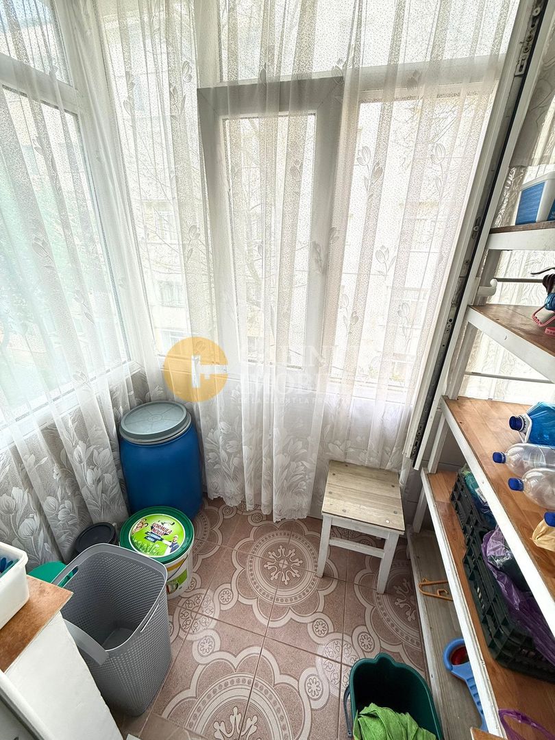 3 Camere Semidecomandat- Etaj 2 - Mobilat/Utilat - Zona Dacia/Bicaz - Poză 10