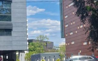 Apartament 2 camere, Podu Roș, vedere Palas Campus, loc parcare, izolat termic - Poză 1