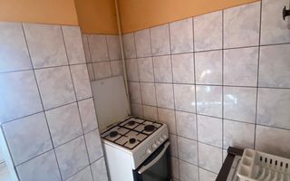 Apartament de 2 camere, decomandat, 60mp, Zona UMF - Poză 8