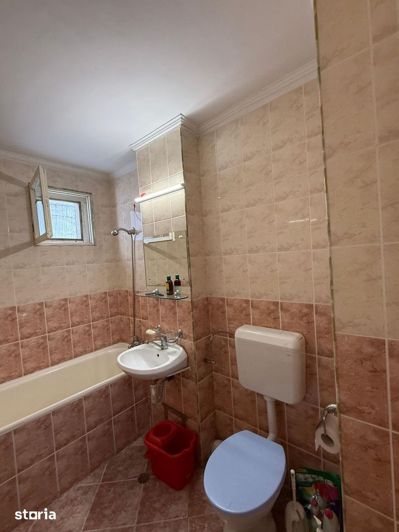 BRASADAS vinde ap 2 cam, balcon, Micro 16 Satu Mare. - Poză 12