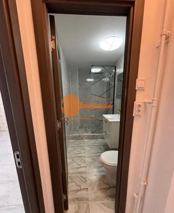 Apartament cu 2 camere in zona Petre Ispirecu-Sebastian - Poză 2