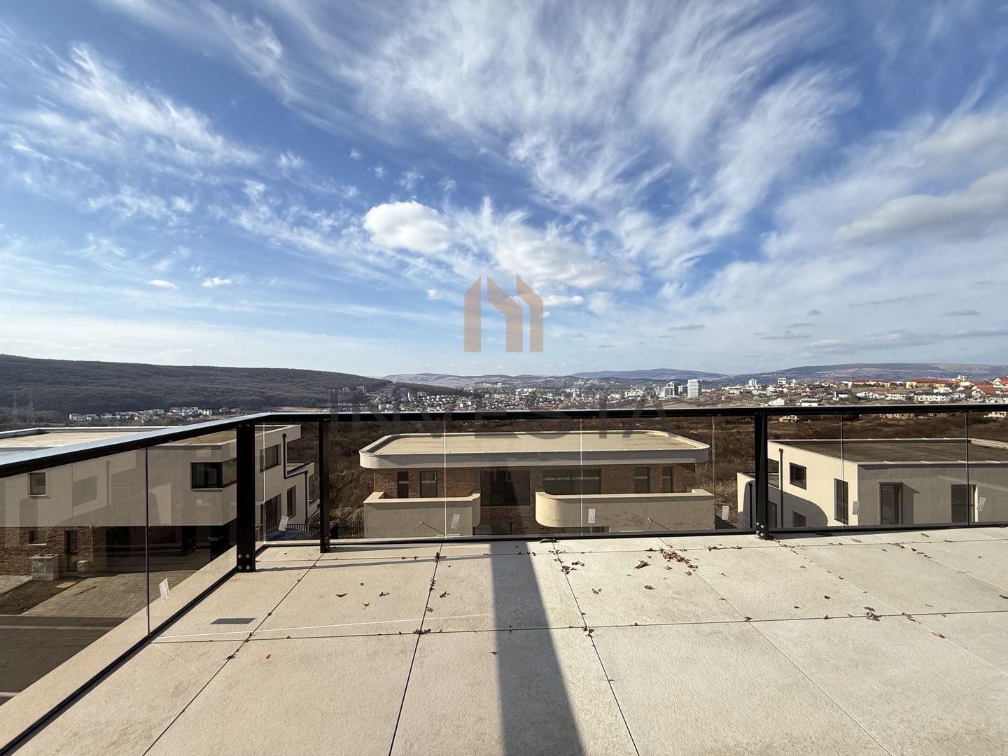 Duplex cu panorama spectaculoasa constructie premium! - Poză 3