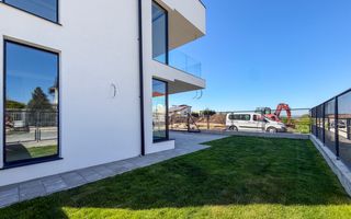 Casa cu arhitectura moderna, Buna Ziua - Poză 2