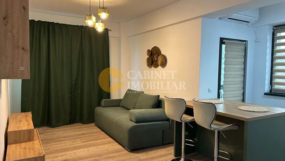 Chirie - 2 camere - Centru - Poză 1