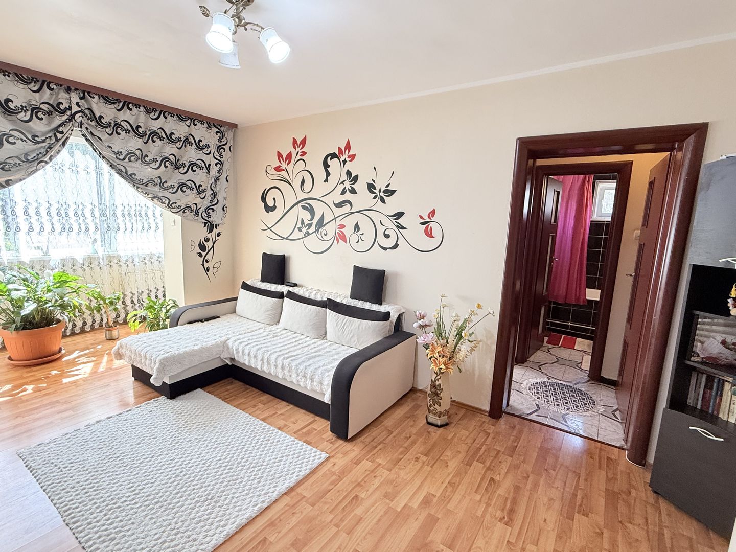 Ap 2 camere 55 mp - mobilat - zona centrala - Str Schelelor - Poză 4