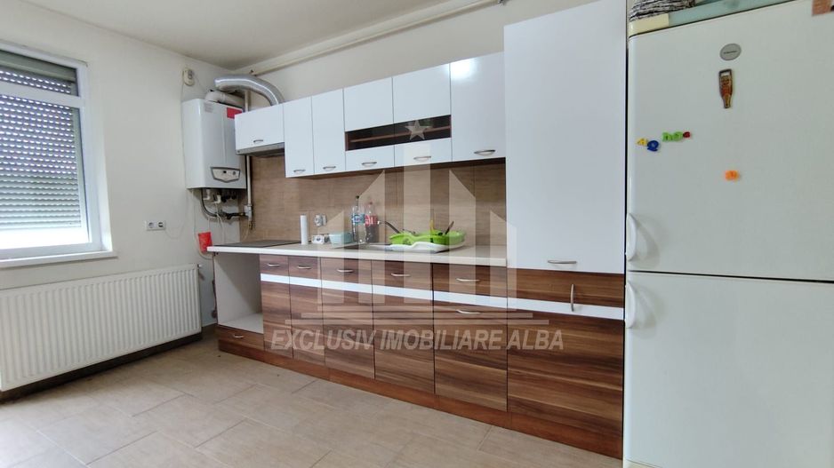 Apartament cu 2 camere Bloc Nou, Cetate - Poză 1