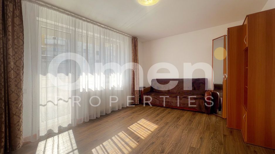 Apartament de închiriat 3 camere ,  pe Republicii, Baia Mare - Poză 1