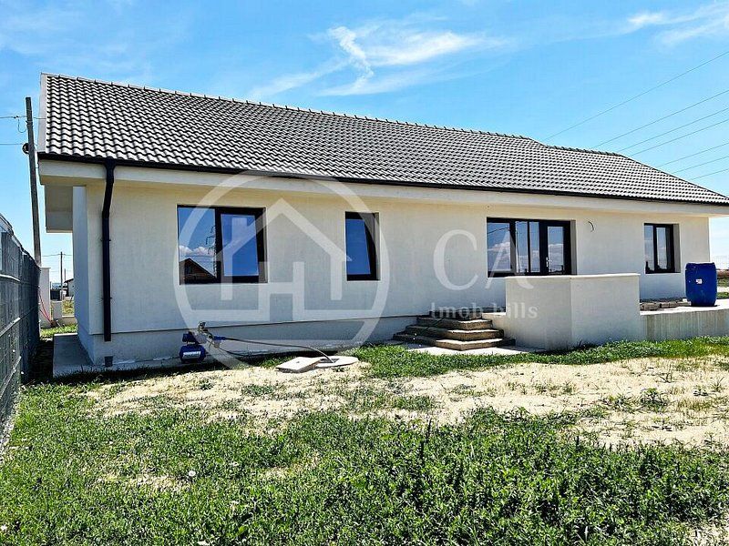 Casa de vanzare cu 4 camere in zona Santandrei, Oradea - Poză 2