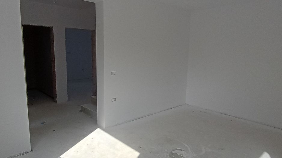 Sanandrei, Duplex pe Etaj, Drum Asflatat, Bucatarie Separata - Poză 9