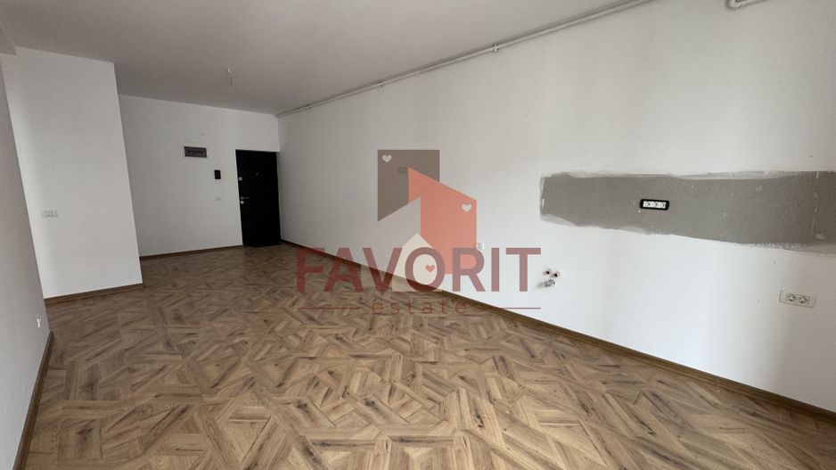 Etaj intermediar. Loc de parcare. Disponibil imediat - Poză 3