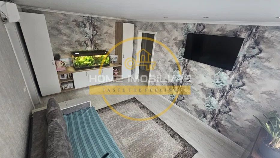 Apartament cu 3 camere/ 72mp/ zona Tatarasi - Poză 1