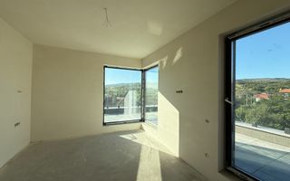 Apartament in vila! 4 camere 125.56 mp utili+29 mp terasa! 2 garaje! - Poză 13