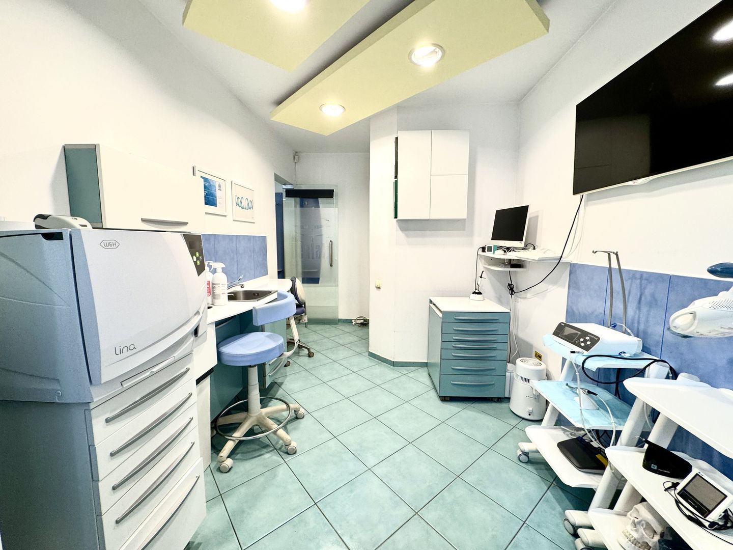 Cabinet stomatologic cu tradiție 20+ ani - dotat si funcțional - Poză 13