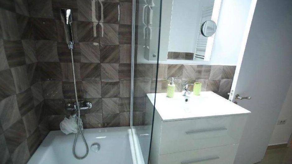 Apartament 2 cam. 45 mp utili et. 4/5 An 2017 Mamaia nord aproape de  plaja - Poză 9