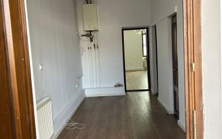 Proprietate cu potențial ridicat de investiție în zona Tribunalului - Poză 3