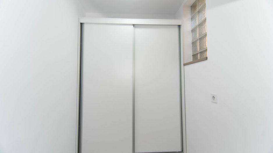 Casa cu 4 camere pe strada Campului, Pitesti - Poză 16
