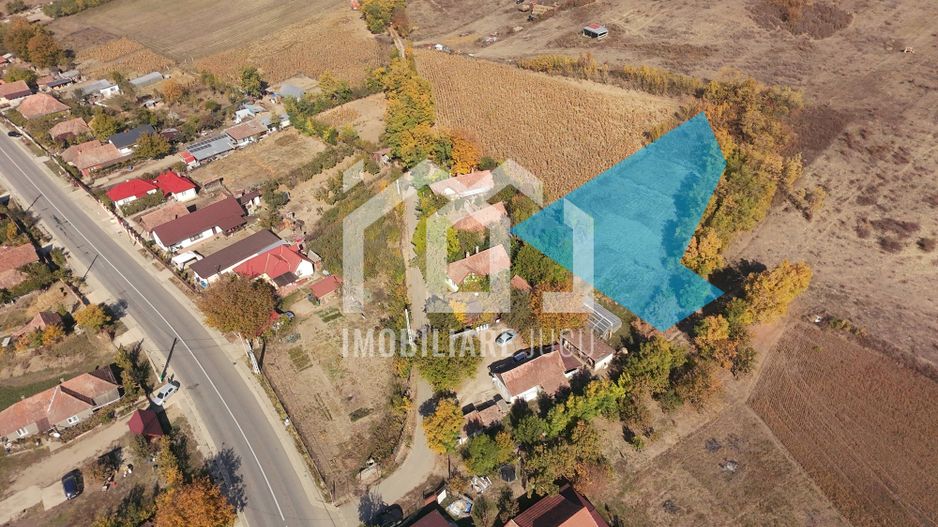 1.838 mp Construibil | Front 25,6 m | Zonă Rezidențială – Gădălin - Poză 1