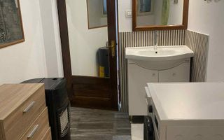 Casă de vânzare în comuna Costache Negri - Poză 11