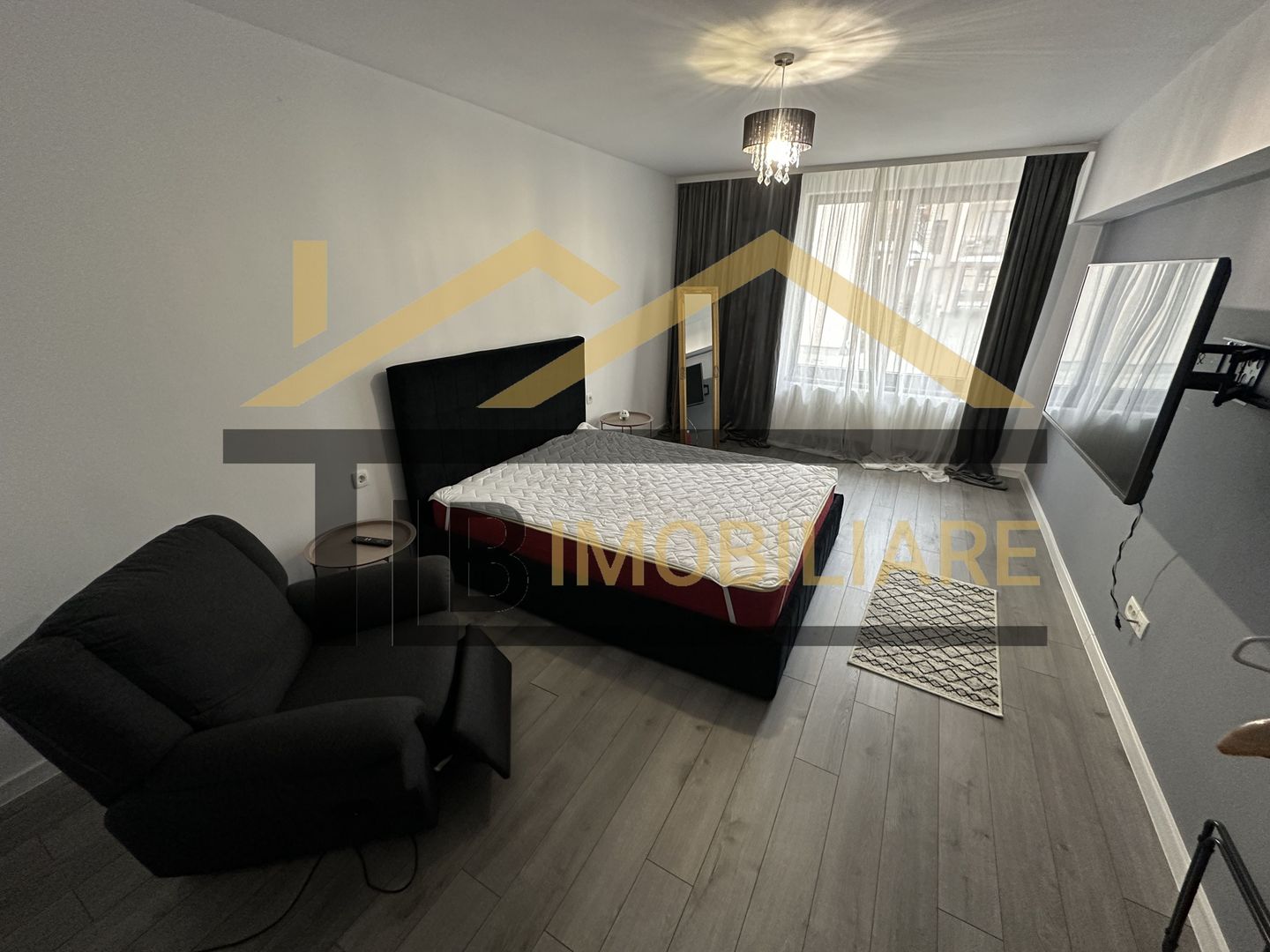 Apartament de 3 camere, 70mp, parcare, Zona Semi-Central - Poză 6
