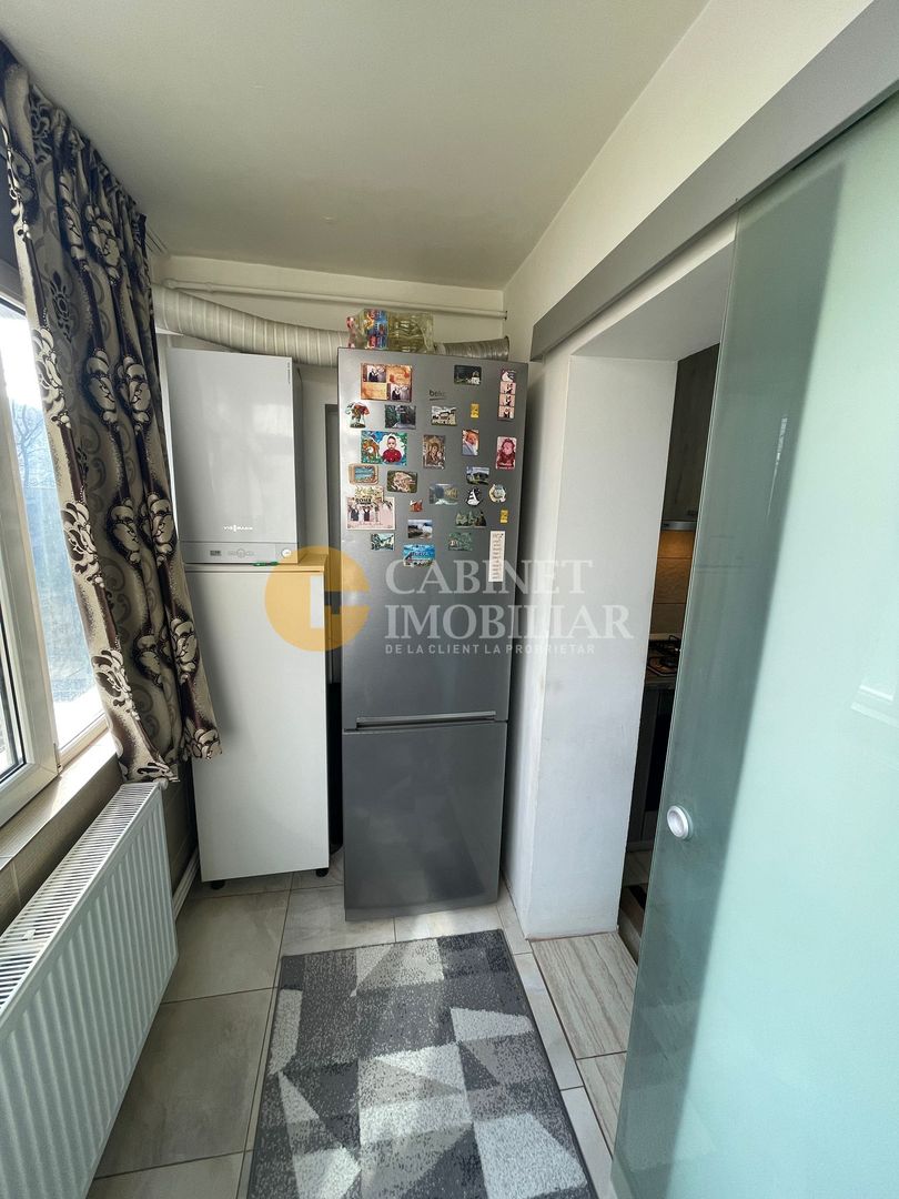 Etaj 1 Nicolina Prima Statie Apartament 2 Camere Decomandat Bloc 1983 - Poză 8