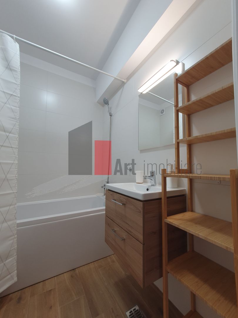 Inchiriere Apartament 2 Camere Panorama City - Poză 5