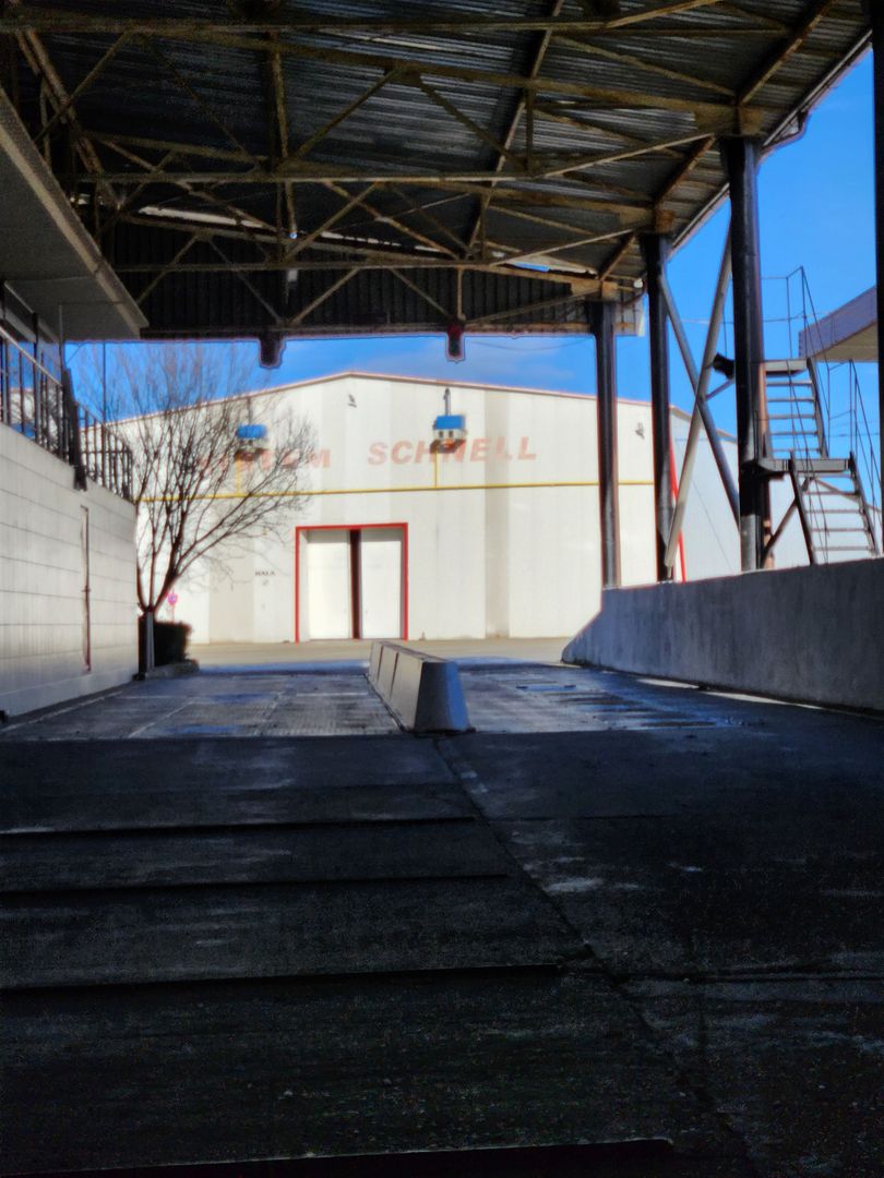 Hale depozit-productie industriala la 20 km de TM - Poză 18