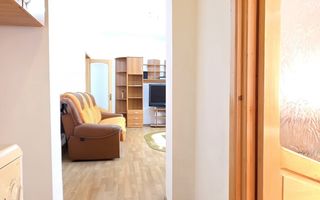 Apartament cu 2 camere, etaj 2, mobilat și utilat, VASLUI - zona ULTRACENTRAL; - Poză 9